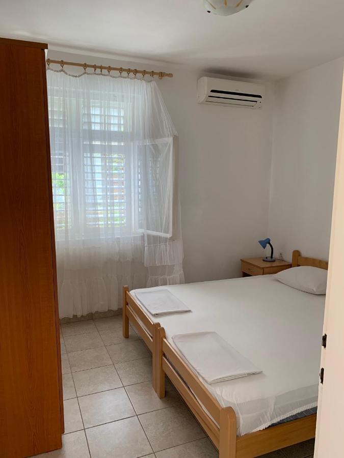 Anita Guest House Tivat Exteriér fotografie