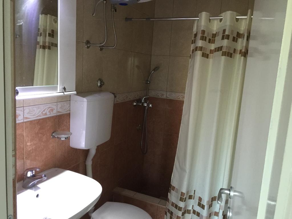 Anita Guest House Tivat Pokoj fotografie