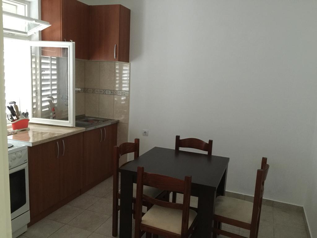 Anita Guest House Tivat Pokoj fotografie