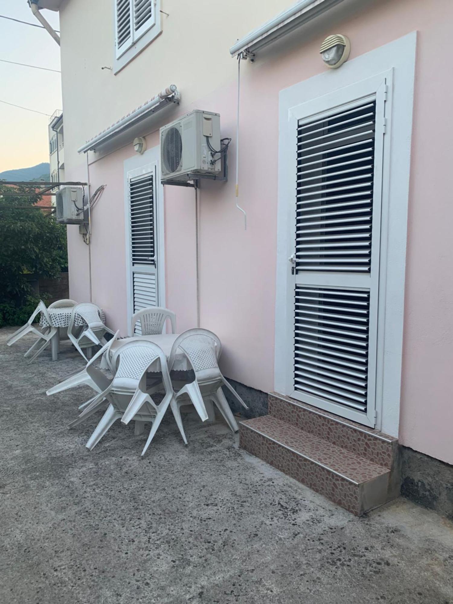 Anita Guest House Tivat Exteriér fotografie