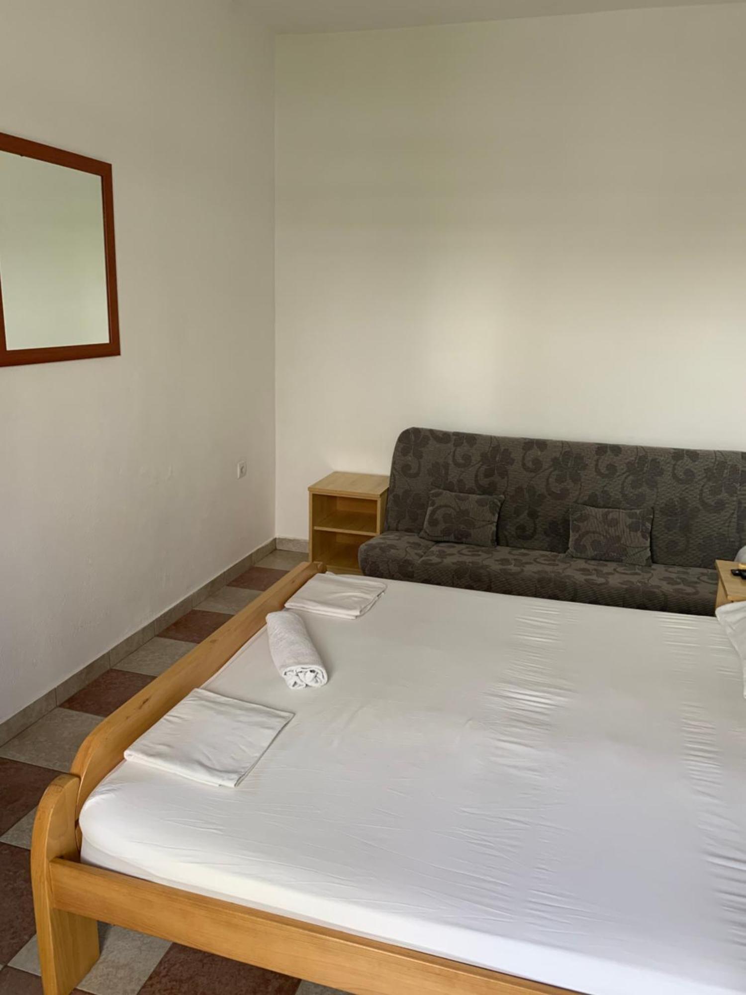Anita Guest House Tivat Exteriér fotografie