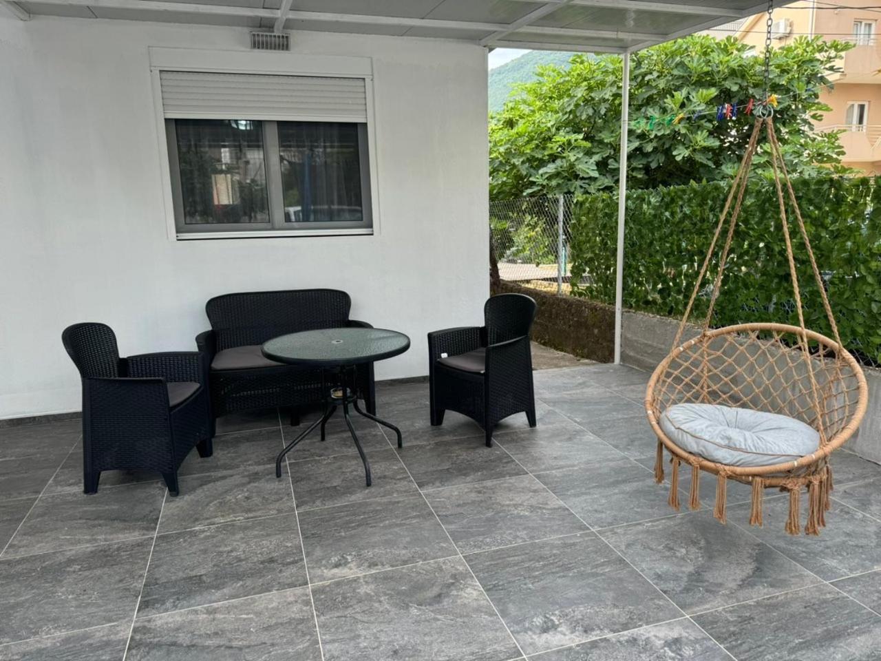 Anita Guest House Tivat Exteriér fotografie